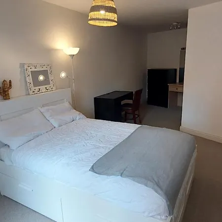 Spacious 2bd Sleeps 6 - Heart Of Citycentre Dublin